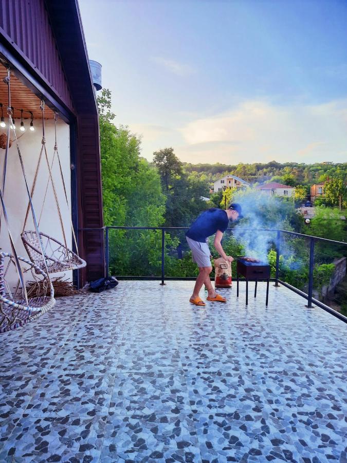 Inaisi Hotel Kutaisi Exterior foto