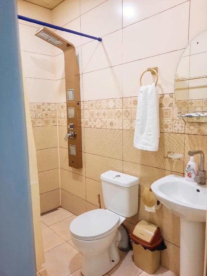 Inaisi Hotel Kutaisi Quarto foto